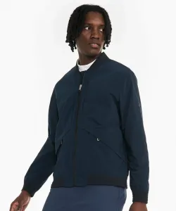 Военная куртка SOLOTEX с защитой от ультрафиолетового излучения и водоотталкивающими свойствами.