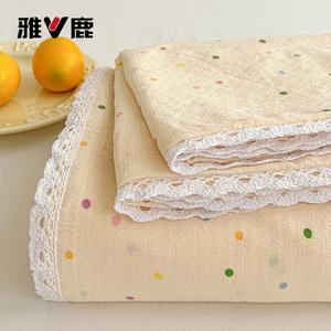 Yalu Простыня 200х230 см, двухслойное кружево, мягкая дышащая ткань, цвет Pineapple Potato Chips