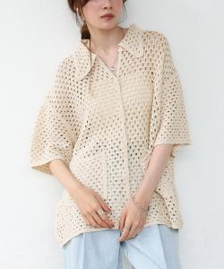 Вязаная рубашка с воротником и короткими рукавами