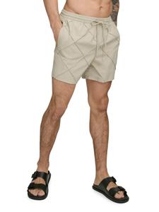 Шорты для волейбола с ромбовидными защипами Standard Fit DKNY, желто-коричневый