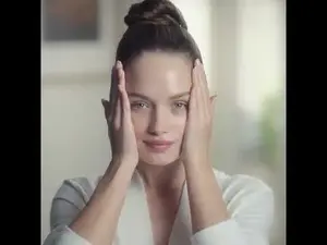 Восстанавливающий и питательный крем для зрелой кожи Huile Precieuse A La Rose Noire Sisley, 25 ml