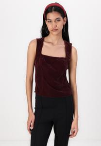 Топ GAP, красный