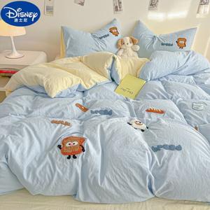 Disney Комплект постельного белья 1.5м: пододеяльник 180x220 см, простыня, наволочки, цвет молочно-голубой желтый, вышивка