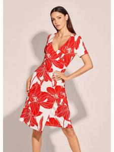 Alba Moda Трикотажное платье кораллово-кремового цвета