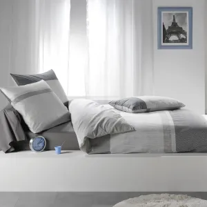 Постельное белье Dream Sleep Spencer серое 240x220 см + 2x 80x80 см Traumschlaf