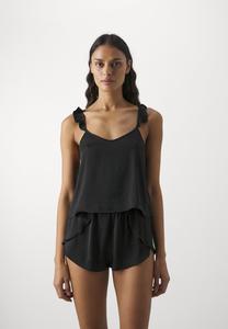 Комплект ночного белья Even&Odd, цвет black