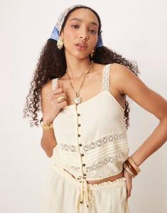 Майка-комбинезон River Island с жатым узором, светло-желтого цвета