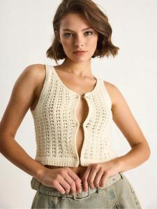 Bianco Lucci Вязаный топ в бежевом цвете