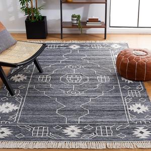 Ковер SAFAVIEH, 214 x 214 см, Kilim Collection - Black & Ivory, плоское плетение, деревенский бохо-племенной дизайн, не линяет и прост в уходе, идеален для помещений с высокой проходимостью в гостиной, спальне (KLM763Z)