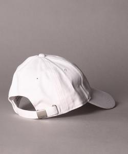 Джинсы Calvin Klein / Маленькая кепка с монограммой Calvin Klein Аксессуар для джинсов Calvin Klein 4G5038G