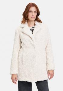 Зимнее пальто MIT REVERSKRAGEN Betty & Co, бежевый