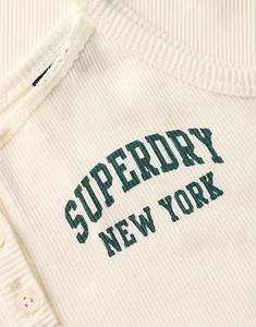 Топ Superdry Athletic essentials с графическими пуговицами в цвете «кремовый»
