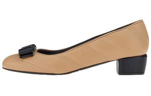 Женские туфли Ferragamo на каблуке, бежево-черный