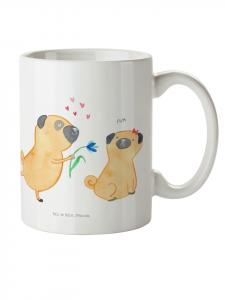 Детская кружка с изображением мопса Влюблен (не говори), белого цвета Mr. & Mrs. Panda