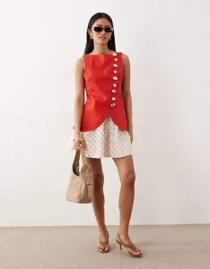 Платье мини из льняного жилета и поплиновой юбки ASOS DESIGN в красный горошек