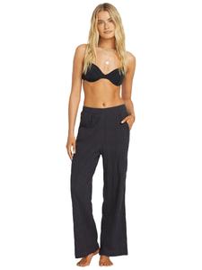 BILLABONG Широкие брюки 'Sandy Shore' в черном цвете