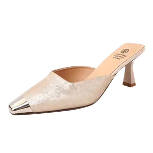 GUDIANFENGDU Женские тапочки с закрытым носком в нюдовом цвете, цвет Nude