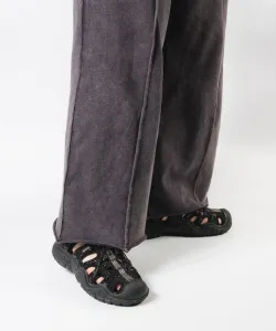 Спортивные сандалии