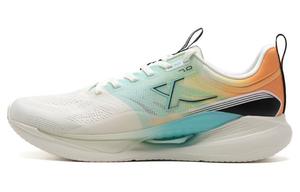 Чи Фэн 7.0 противоскользящие износостойкие низкие кроссовки для бега мужские белый желтый синий XTEP, парусный белый/абрикосовый желтый/ледяной голубой