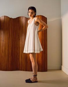 Мини-платье-трапеция из льна Topshop с глубоким подолом натурального цвета с контрастной строчкой