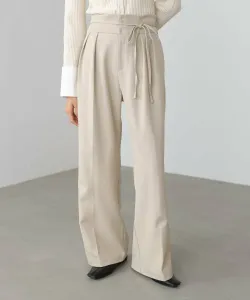 Прямые брюки с высокой талией и лентой