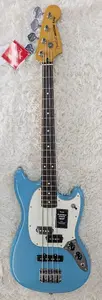 Бас-гитара Fender Player II Mustang, гриф из розового дерева, цвет Акватон Блю