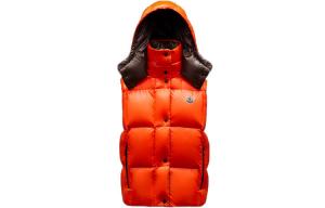 Жилет женский оранжевый Moncler