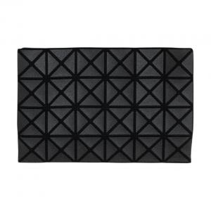 ISSEY MIYAKE Виниловый картхолдер унисекс черный