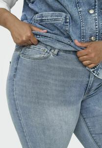 Джинсы облегающие CARROSE ONLY Carmakoma, светло-голубой деним