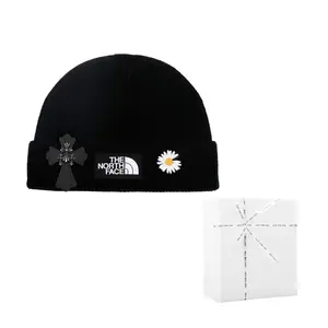 Нейлоновая шапка унисекс THE NORTH FACE, черный