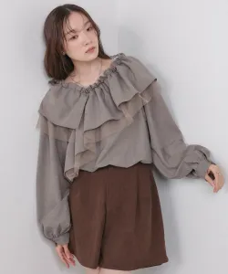 <Можно носить как комплект> Блузка с оборками, которые можно носить в трех направлениях