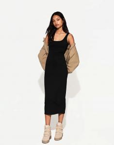 Платье миди Bershka на бретелях черного цвета