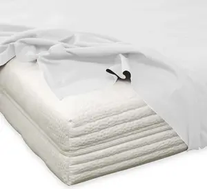 Простыня Dream Sleep Fine Flannel House 220x260 см, белая Traumschlaf