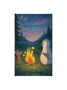 Mr. & Mrs. Panda Полотенце с изображением пингвина у костра, белый цвет