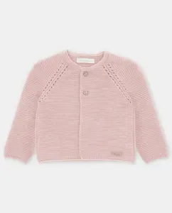 Детская вязаная жакетка с ажурными деталями в розовом цвете Martín Aranda