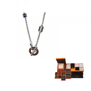 HERMES Позолоченное серебро, телячья кожа, металл, бычий рог, мужские ожерелья silver