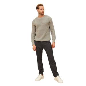 Мужские яркие свитера с круглым вырезом с длинными рукавами — легкий и удобный дизайн массивной вязки WEAR SIERRA, серый