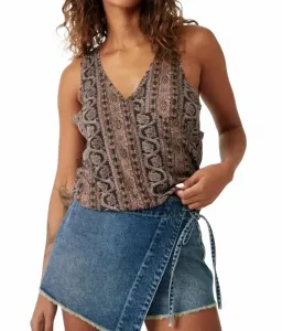 Майка с принтом в виде перекрученных деталей, черная расцветка Free People