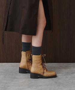 Ботинки Logan средней высоты на шнуровке с двойной шнуровкой Charles & Keith, цвет Sand