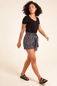 Полосатые шорты с поясом Blue Vanilla, черный