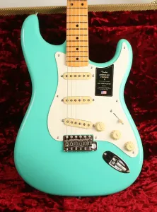 Fender American Vintage II 1957 Stratocaster с грифом из клена, Sea Foam Green, V2434809