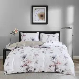 Постельное белье Premium Porto, Swiss Mako-Satin 160x210 см + 65x100 см Traumschlaf