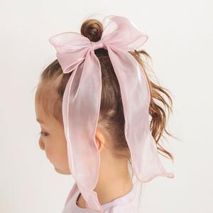 Большая резинка для волос из органзы