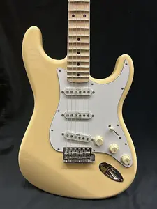 Fender Yngwie Malmsteen Stratocaster - Винтажный белый