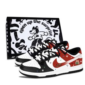 Nike Dunk Black White, Bear Gift Snow Fun Abrasion Resistant Low top Skateboard Shoes Women's Red