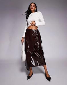 Юбка миди с запахом из блестящей искусственной кожи ASOS DESIGN бордового цвета