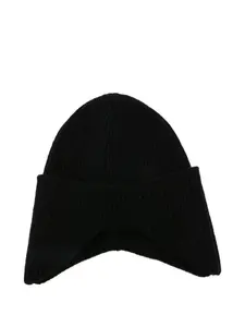Шапка в рубчик Isabel Benenato, черный