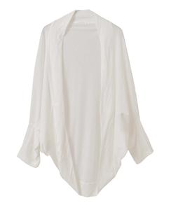 Кардиган из плотной трикотажной ткани с рисунком «летающая белка», выполненный в технике кручения.