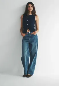 Жилет стандартного кроя с золотыми пуговицами. The Set, Navy Blue Ecru