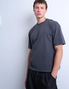 Футболка Topman обычного укороченного кроя цвета стираного угля